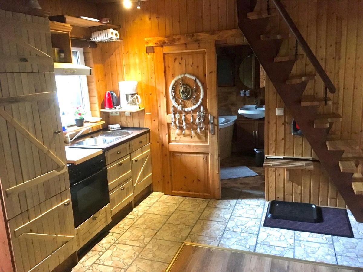 Norwegisches Holzhaus Villa นอยรุพพิน ภายนอก รูปภาพ